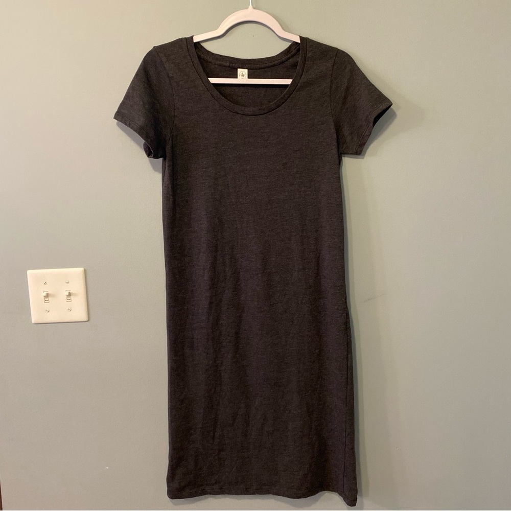 Air Waves Dress ✨ 5 for 25 ✨